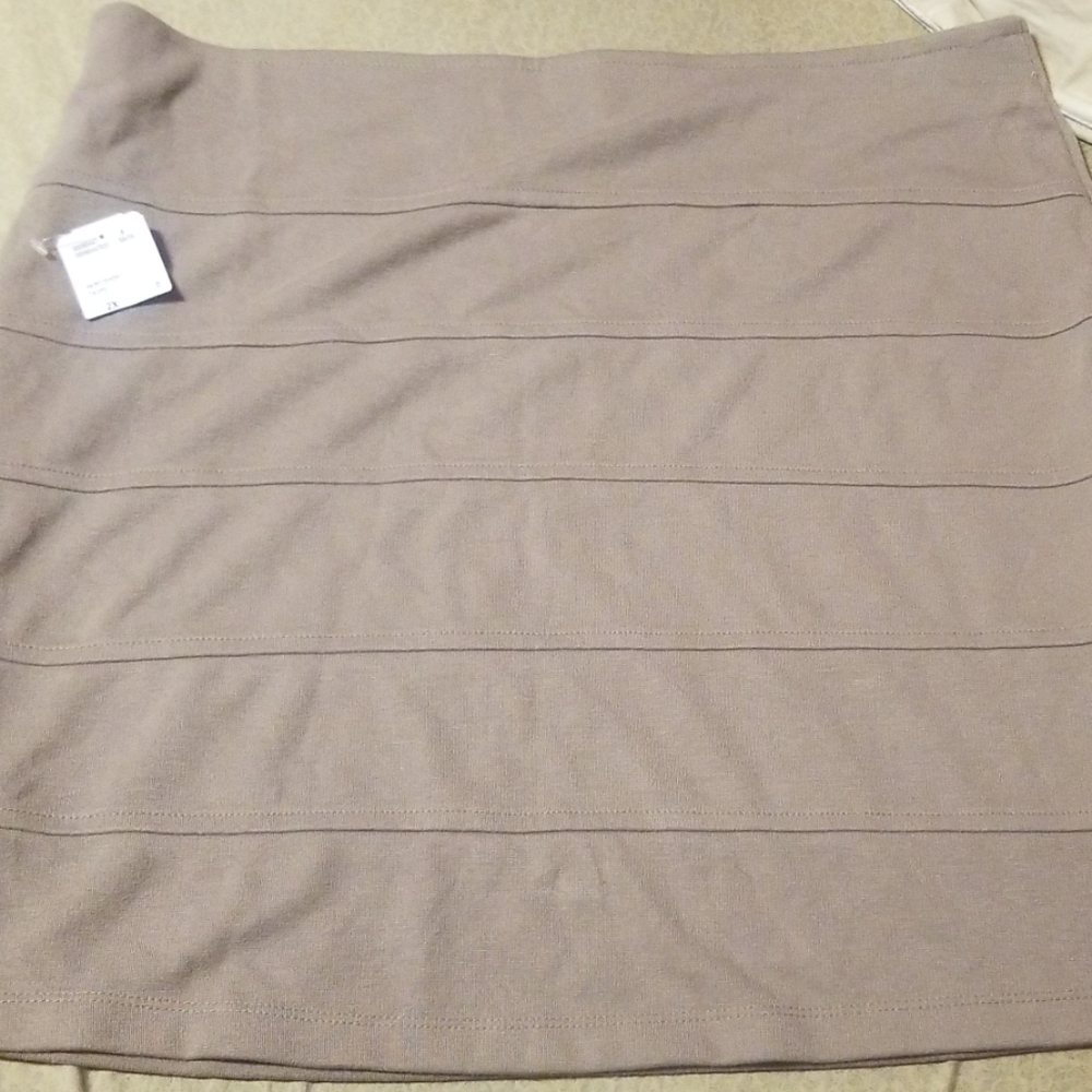 Taupe bodycon skirt